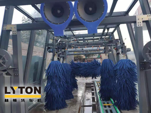 坐標(biāo)京畿重地——河北保定，潘達(dá)智能洗車(Intelligent car wash)配置林頓洗車設(shè)備