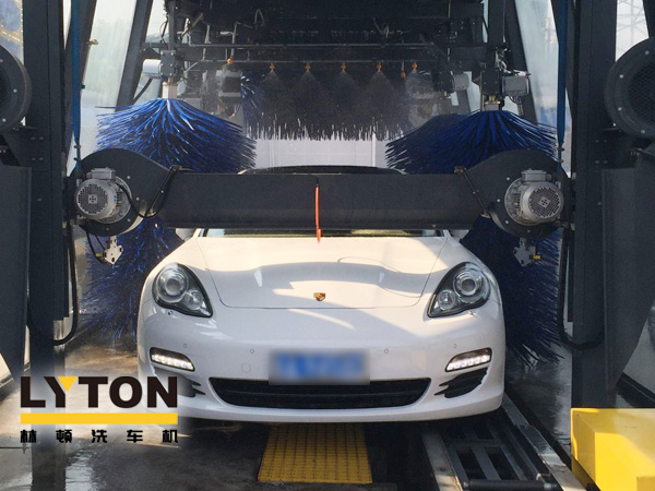 高效快捷，安全可靠！林頓FX11電腦洗車機(jī)車型清洗！