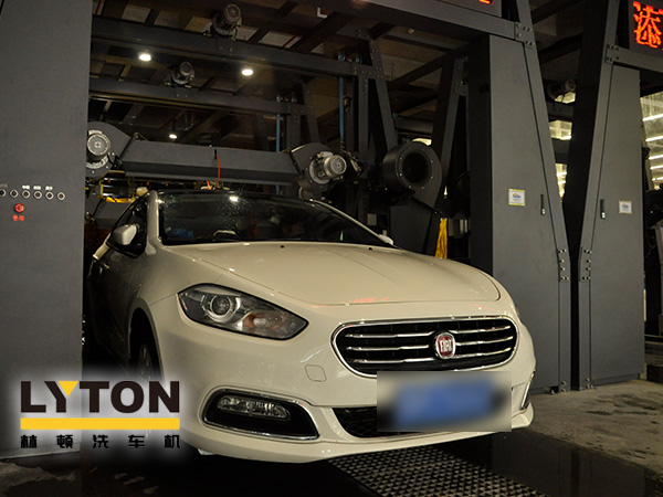 砥礪前行，更上層樓！——lyton林頓全自動(dòng)洗車機(jī)2021新年賀詞