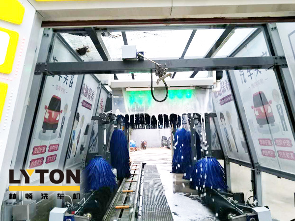 近年洗車（全自動(dòng)洗車機(jī)及人工洗車）成本走勢(shì)分析！人工費(fèi)用激增，電腦洗車機(jī)優(yōu)勢(shì)逐年遞增