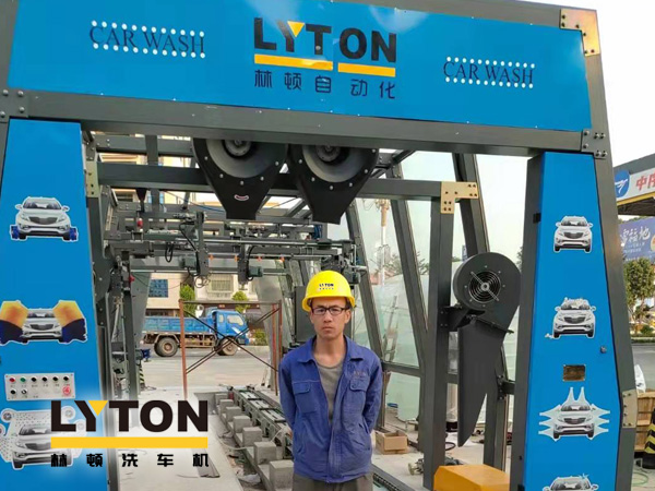 提前布局，拓客引流！華南湛江吳川電力加油站選配林頓FX11型隧道式全自動(dòng)洗車機(jī)