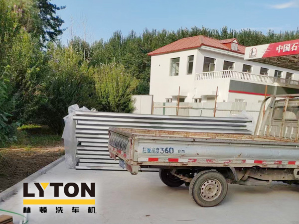 中石化易捷豐富油站功能、提升服務(wù)體驗(yàn)、增強(qiáng)客戶黏性！引進(jìn)林頓FX-80系列全自動洗車機(jī)！