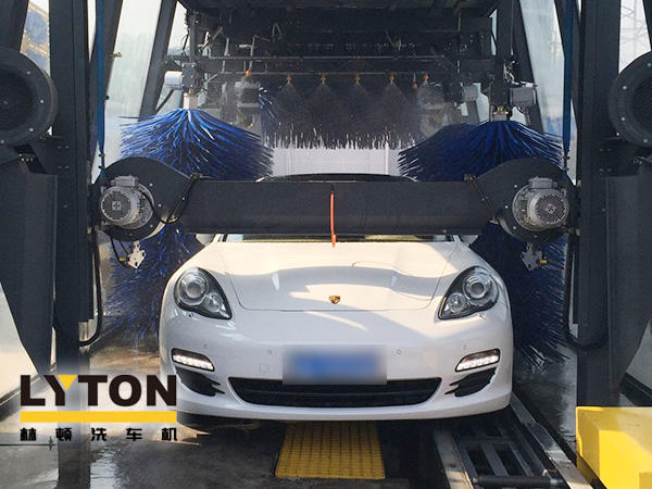 誠(chéng)信315|林頓全自動(dòng)洗車機(jī)讓客戶“買的放心，用的舒心”！