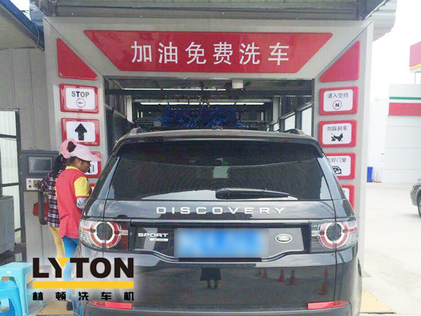 洗車設(shè)備廠家詳解關(guān)于全自動(dòng)洗車機(jī)毛刷傷車漆、洗車泡沫是洗滌劑、省水等幾個(gè)誤區(qū)