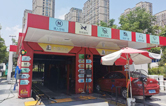 全自動(dòng)洗車(chē)機(jī)安裝場(chǎng)所之加油站!提升油站高品質(zhì)服務(wù)的企業(yè)形象，有利于口碑傳播！