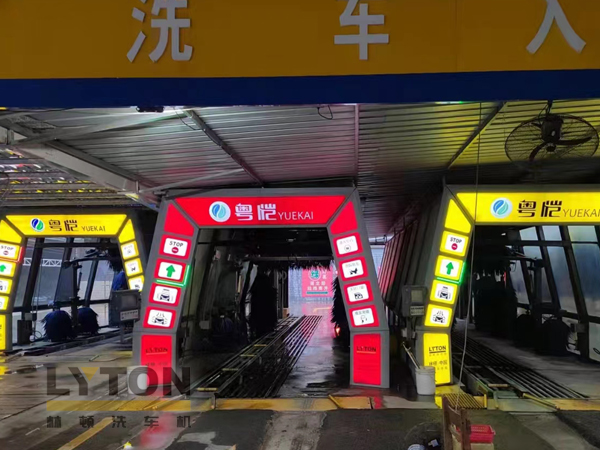 加油站、4S店、門店等車流量密集場所配置什么價位的全自動洗車機設(shè)備？