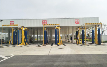 GD-320移動(dòng)大型通道式巴士洗車(chē)機(jī)