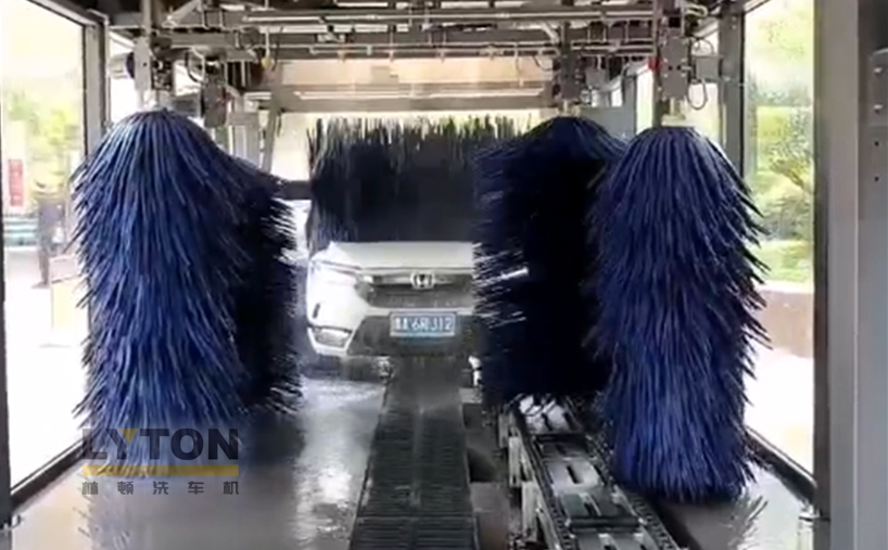 杭州蕭山區(qū)一加油站引入林頓 FX11 全自動(dòng)洗車機(jī) 升級(jí)便民服務(wù)